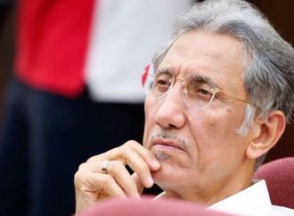 الكويت تسحب جنسيتها من أحد أبرز الكتاب والروائيين العرب