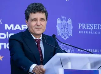 رئيس رومانيا يشارك في أول اجتماع لمجلس السلام الذي شكله ترامب