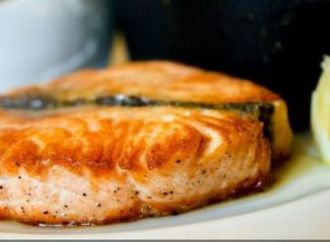 التوصيات الغذائية الأمريكية الجديدة توصى بتناول البروتين والحليب كامل الدسم