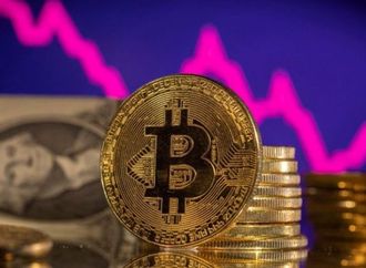 بتكوين تصعد 4.6% خلال أسبوع وتسجل 79.5 ألف دولار
