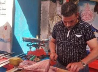 مفيدة لمرضى القلب.. سمكة التونة البيضاء تظهر فى أسواق دمياط.. صور