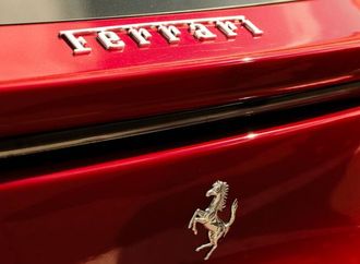 أول سيارة كهربائية من فيراري بسعر 550 ألف يورو!