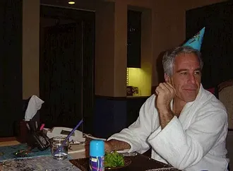 "الوقت كان قصير لكنه جميل".. رسائل جديدة ولقاءات بين نجمة تلفزيونية شهيرة وإبستين