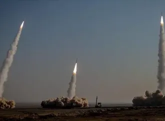 بعد لحظات من خطاب ترامب.. إيران تشن هجوما على إسرائيل