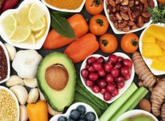  15 طعاما غنيا بمضادات الأكسدة لدعم صحة القلب والمناعة