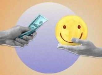 هل المال وحده يشترى السعادة؟.. نظرية حديثة تحسم الجدل