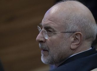 قاليباف قبيل بدء مفاوضات إسلام آباد: لدينا حسن نية لكن لا نثق بالأمريكيين