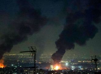 خسائر قوية للطيران الإيراني.. خروج 60 طائرة من الخدمة بعد ضرب 7 مطارات