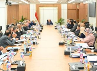 "عمومية القابضة للغزل والنسيج" برئاسة نائب رئيس الوزراء تعتمد موازنة العام 2026-2027