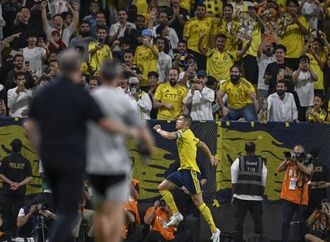 أهداف مباراة النصر والدرعية (فيديو)