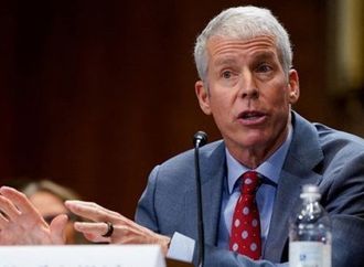 وزير الطاقة الأمريكي: أسعار النفط قد تبلغ ذروتها خلال أسابيع