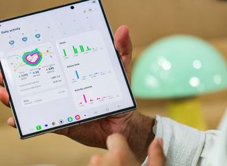 بأبعاد تشبه الآيباد.. تسريبات تكشف عرض Galaxy Z Fold 8 Wide