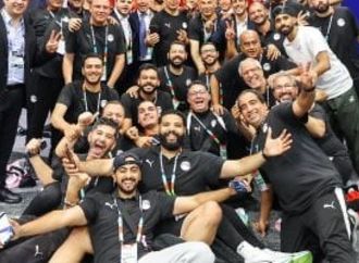 بعثة منتخب مصر تغادر فندق الإقامة فى طريقها إلى مطار القاهرة