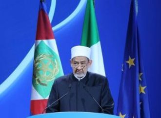 شيخ الأزهر يهنئ الأمة العربية والإسلامية بحلول عيد الأضحى المبارك