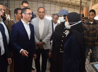في إطار جولته الحالية بمحافظتي الأقصر وقنا.. وزير الاستثمار والتجارة الخارجية ومحافظ قنا يتفقدان سير العمل بالمنطقة الحرة العامة بقفط