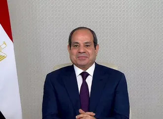 السيسي يزور المقبرة الوطنية في سول ويضع إكليلا من الزهور تكريمًا لأرواح شهداء كوريا
