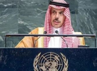 وزير الخارجية السعودي يبحث مع نظيره اليوناني تطورات الأوضاع بالمنطقة