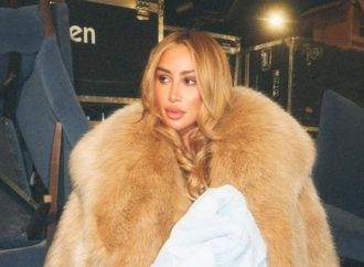 نطيت من الطيارة وهموت فجأة .. مايا دياب تروي قصة مثيرة وتوقعا صادما