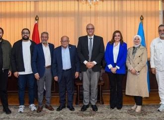 محافظ الإسكندرية يستقبل وفد مهرجان الفيلم القصير للتنسيق للدورة الـ12