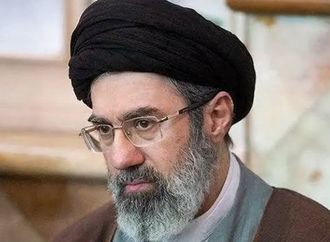 غياب "الوريث" يفتح أبواب التأويل: مجتبى خامنئي يتحول إلى لغز يربك هيكل السلطة في إيران