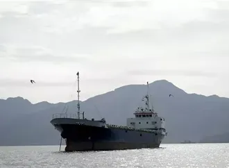 وول ستريت جورنال: الحصار البحري يكبد إيران 435 مليون دولار يوميًا