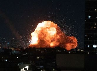 الولايات المتحدة أبلغت إسرائيل بأنها تعتزم تصعيد هجماتها على إيران
