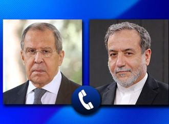 لافروف يؤكد لعراقجي استعداد روسيا للمساهمة في تسوية الأزمة في الشرق الأوسط