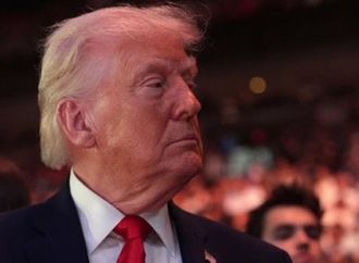 ترامب يحذف صورة مثيرة للجدل بعد اتهامات بالتجديف وانتقادات من حلفائه