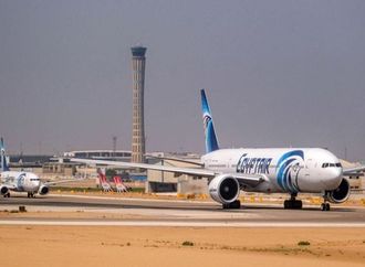 مصر تعيد رحلاتها الجوية لبعض الوجهات الخليجية مع توقف الحرب